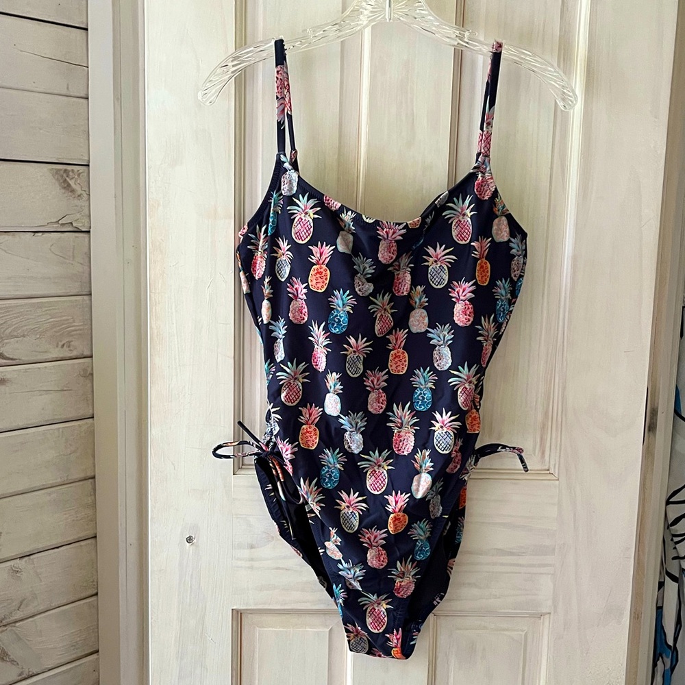 J Crew one piece bathing suit size 6/medium